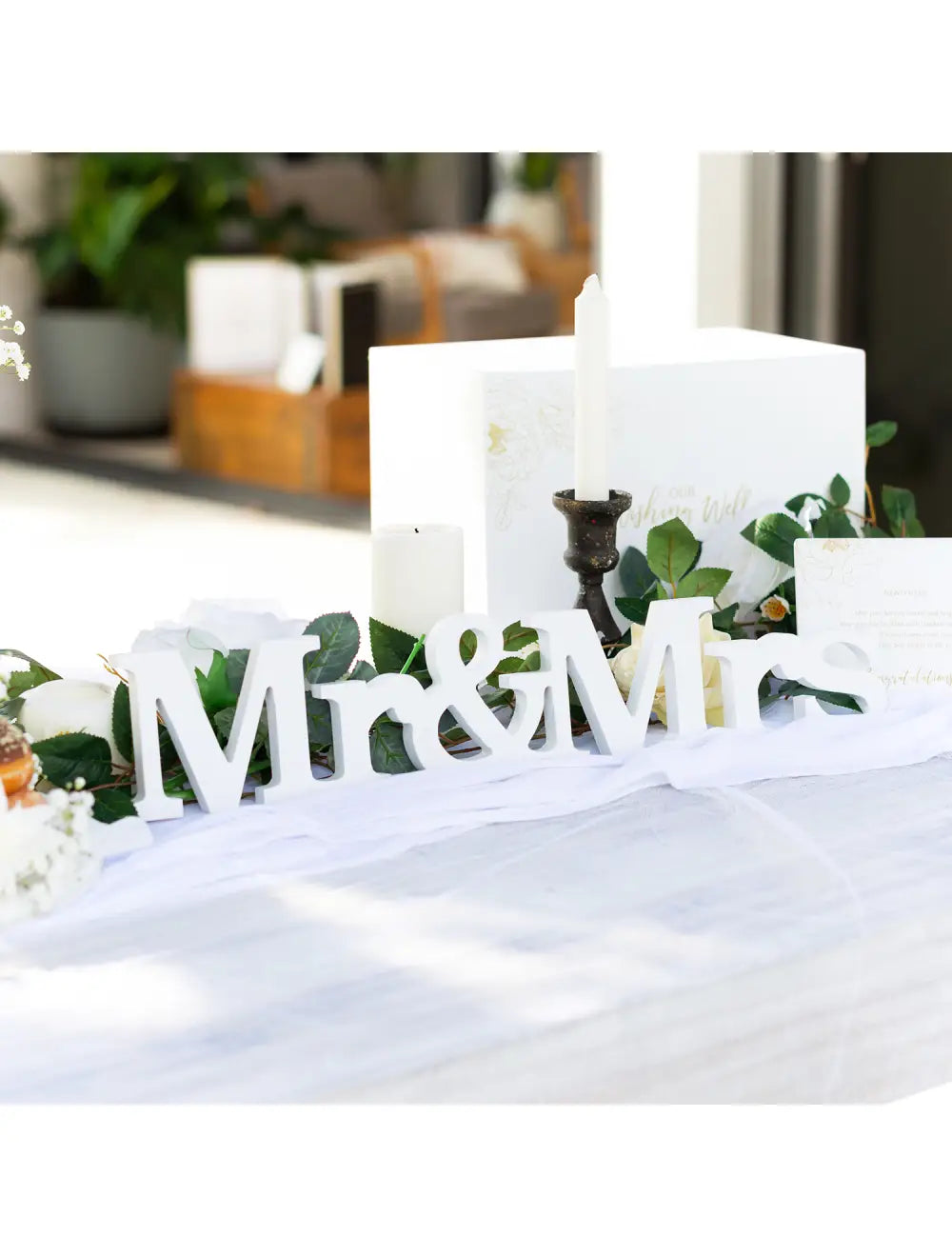 Wedding Mr & Mrs Table Word